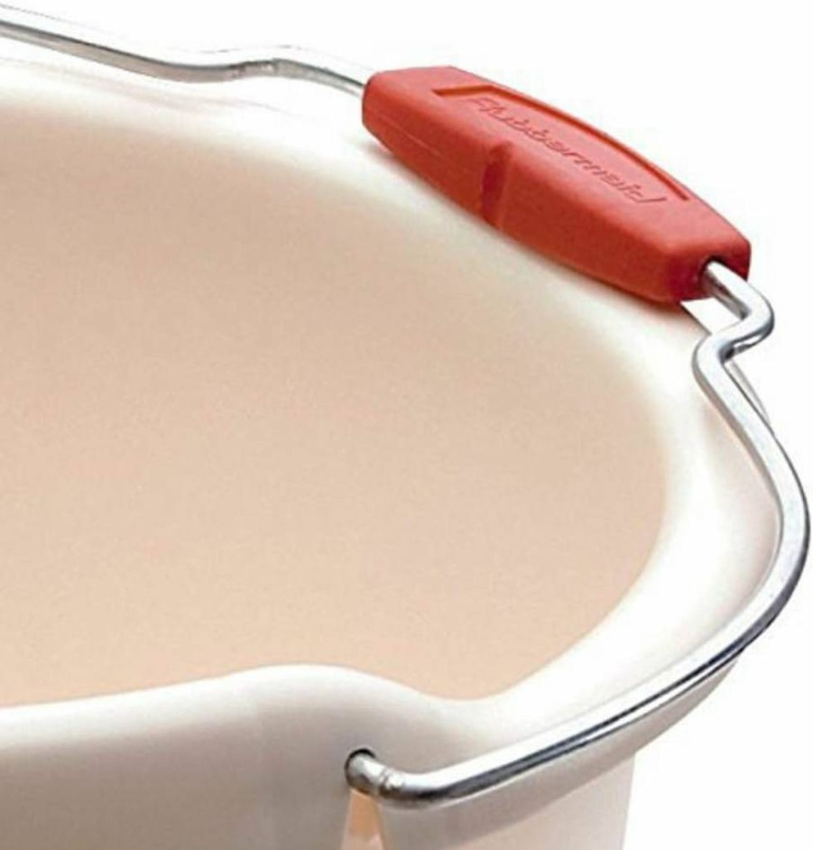 Rubbermaid Roughneck 15-Quart Heavy-Duty Utility Bucket with Comfortable Pour Handle - Durable Bisque Pail for Household Cleaning, Mopping, and Storage
